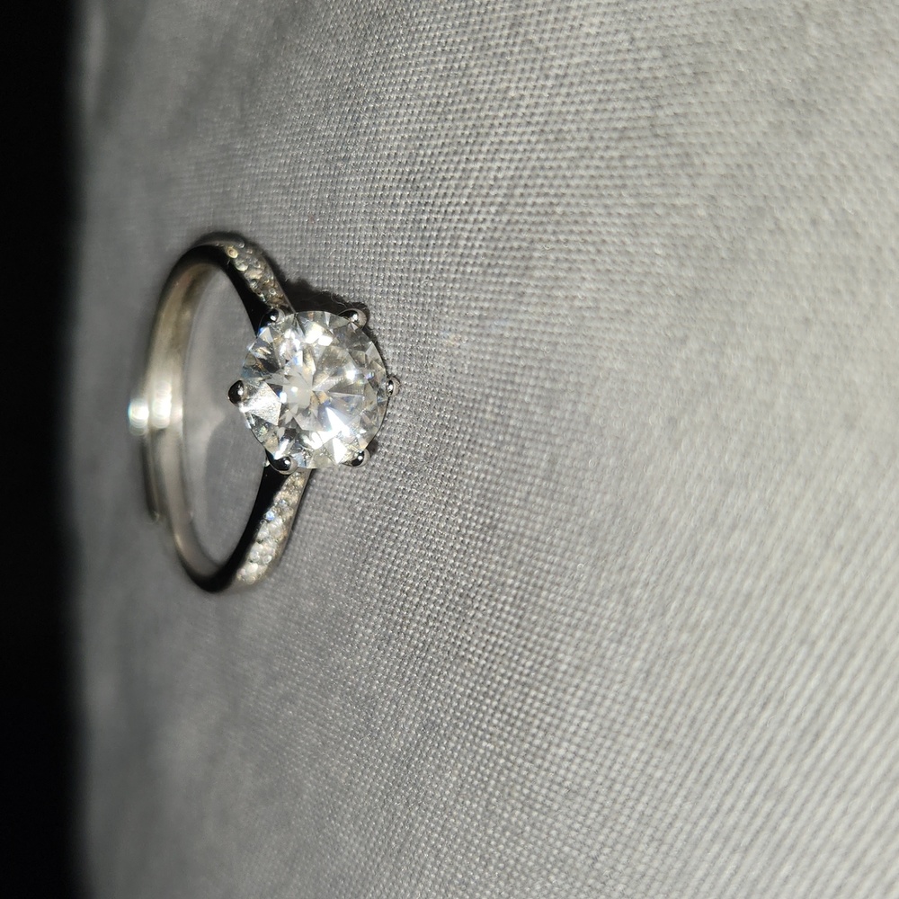 2ct Moissanite Ring